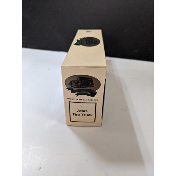 Chevron Commemorative Collection Die cut Chevron Model Atlas Tire Truck - Picture 6 of 7